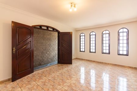 Sala  de casa para alugar com 3 quartos, 250m² em São Pedro, Osasco