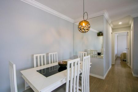 Sala de apartamento à venda com 2 quartos, 65m² em Vila Gilda, Santo André