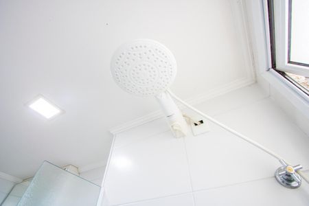 Apartamento à venda com 65m², 2 quartos e 2 vagasBanheiro do quarto 1