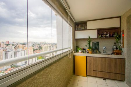 Apartamento à venda com 65m², 2 quartos e 2 vagasVaranda da sala