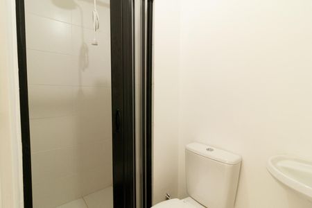 Apartamento para alugar com 32m², 2 quartos e sem vaga Apartamento para alugar com 32m², 2 quartos e sem vagaBanheiro