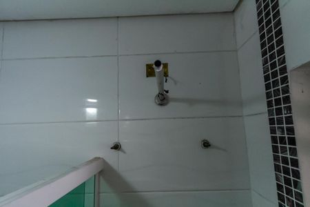 Casa para alugar com 300m², 3 quartos e 5 vagas Casa para alugar com 300m², 3 quartos e 5 vagasBanheiro de serviço