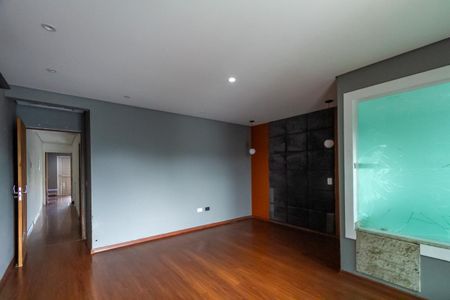Casa para alugar com 300m², 3 quartos e 5 vagas Casa para alugar com 300m², 3 quartos e 5 vagasSuíte 3