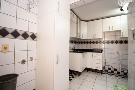 Apartamento para alugar com 90m², 3 quartos e 1 vagaCozinha e Área de Serviço