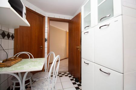 Apartamento para alugar com 90m², 3 quartos e 1 vagaCozinha e Área de Serviço