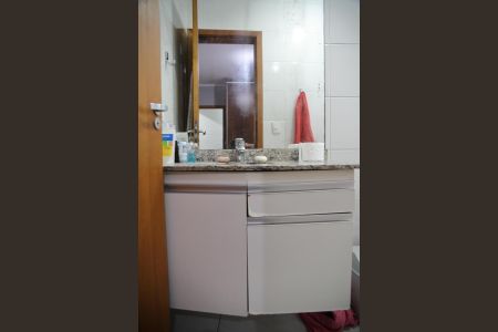 Casa para alugar com 236m², 4 quartos e 4 vagasBanheiro da Suíte 2 