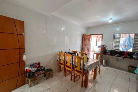 Casa para alugar com 90m², 2 quartos e 1 vaga Casa para alugar com 90m², 2 quartos e 1 vagaCozinha