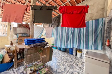 Casa para alugar com 90m², 2 quartos e 1 vaga Casa para alugar com 90m², 2 quartos e 1 vagaQuintal