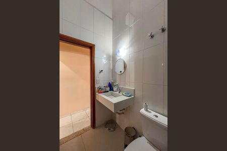 Casa para alugar com 90m², 2 quartos e 1 vaga Casa para alugar com 90m², 2 quartos e 1 vagaBanheiro