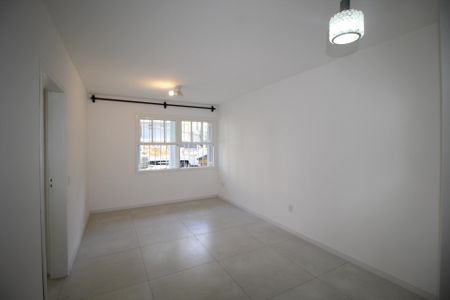 Apartamento à venda com 88m², 2 quartos e sem vagaSala