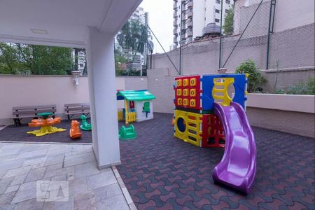 Apartamento para alugar com 150m², 3 quartos e 1 vagaPlayground