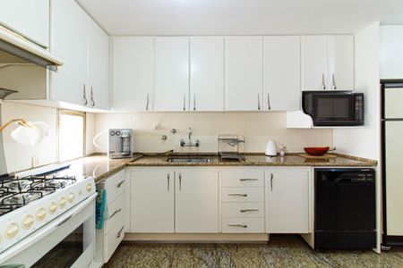 Apartamento para alugar com 150m², 3 quartos e 1 vagaCozinha