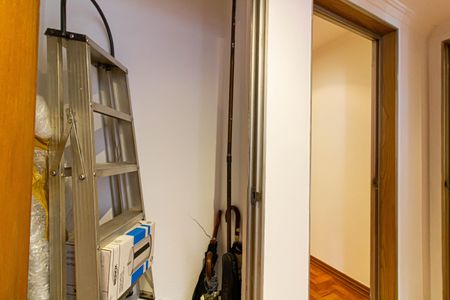 Apartamento para alugar com 150m², 3 quartos e 1 vagaSuíte - Closet