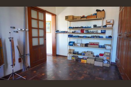 Casa para alugar com 249m², 4 quartos e 2 vagasQuarto 1