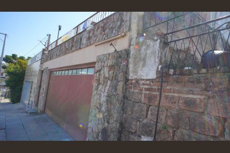 Casa para alugar com 249m², 4 quartos e 2 vagasFachada 