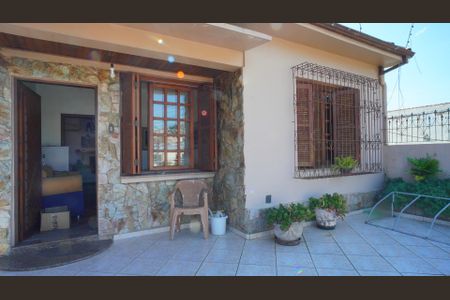 Casa para alugar com 249m², 4 quartos e 2 vagasFachada 