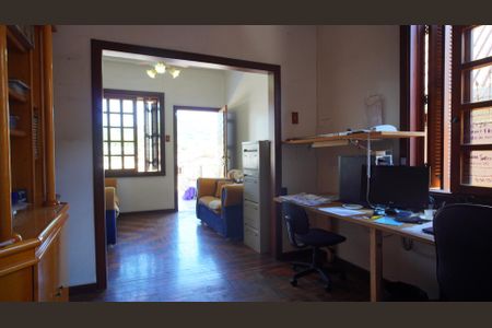 Sala  de casa à venda com 4 quartos, 249m² em Glória, Porto Alegre