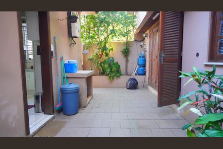 Casa para alugar com 249m², 4 quartos e 2 vagasPátio 