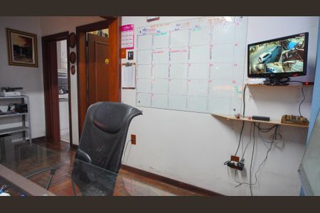 Casa para alugar com 249m², 4 quartos e 2 vagasJantar 