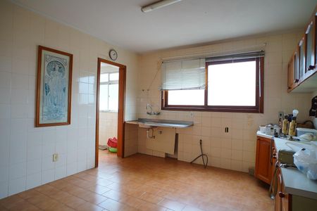 Apartamento para alugar com 136m², 3 quartos e 1 vagaCozinha 