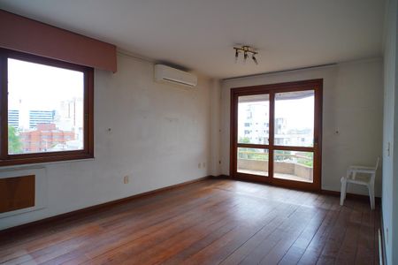 Sala de apartamento para alugar com 3 quartos, 136m² em Floresta, Porto Alegre