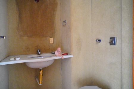 Lavadeira  de apartamento para alugar com 3 quartos, 136m² em Floresta, Porto Alegre