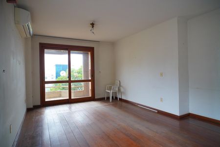 Sala de apartamento para alugar com 3 quartos, 136m² em Floresta, Porto Alegre