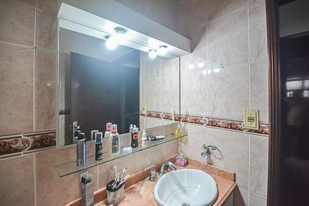 Casa para alugar com 360m², 3 quartos e 3 vagasBanheiro