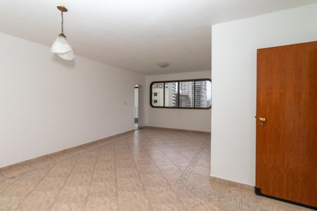 Apartamento para alugar com 156m², 4 quartos e 2 vagas Apartamento para alugar com 156m², 4 quartos e 2 vagasSala
