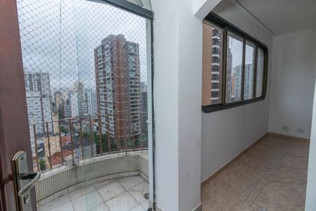 Sacada da Sala de apartamento para alugar com 4 quartos, 156m² em Perdizes, São Paulo
