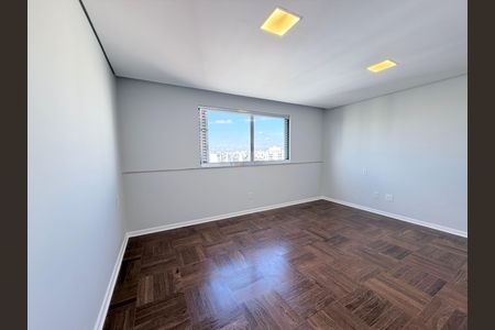Apartamento para alugar com 200m², 3 quartos e 1 vagaQuarto 3