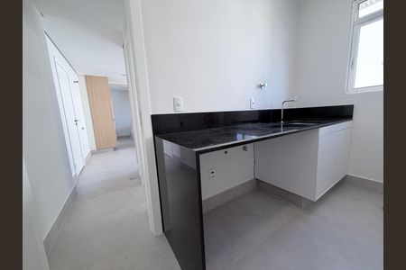 Apartamento para alugar com 200m², 3 quartos e 1 vagaÁrea de Serviço