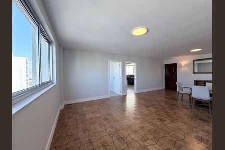 Apartamento para alugar com 200m², 3 quartos e 1 vagaSala