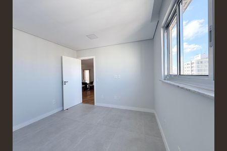 Apartamento para alugar com 200m², 3 quartos e 1 vagaEscritório