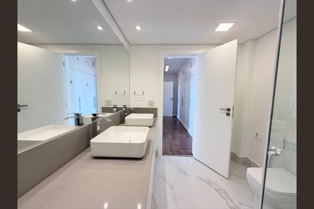 Apartamento para alugar com 200m², 3 quartos e 1 vagaBanheiro da Suíte 1