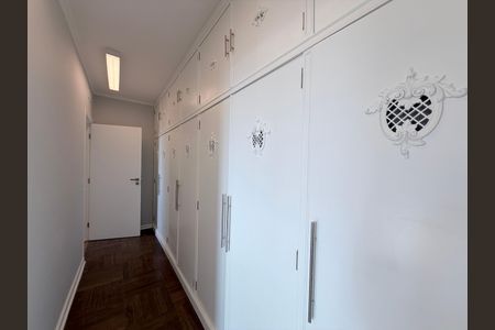 Apartamento para alugar com 200m², 3 quartos e 1 vagaSuite 1