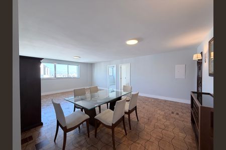 Apartamento para alugar com 200m², 3 quartos e 1 vagaSala