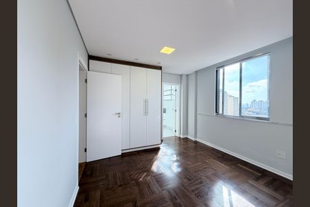 Apartamento para alugar com 200m², 3 quartos e 1 vagaSuite 2