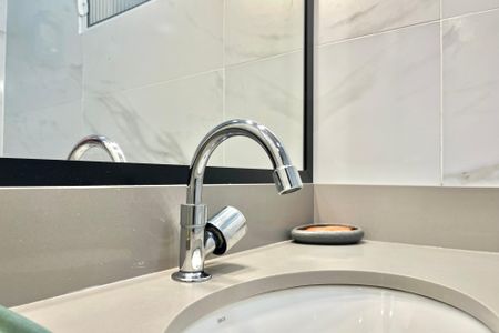 Apartamento para alugar com 100m², 3 quartos e 2 vagas Apartamento para alugar com 100m², 3 quartos e 2 vagasBanheiro Corredor