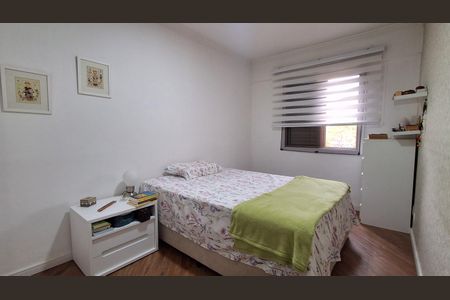 Apartamento à venda com 140m², 2 quartos e 3 vagas Apartamento à venda com 140m², 2 quartos e 3 vagasSuíte