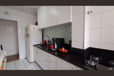 Apartamento à venda com 140m², 2 quartos e 3 vagas Apartamento à venda com 140m², 2 quartos e 3 vagasCozinha