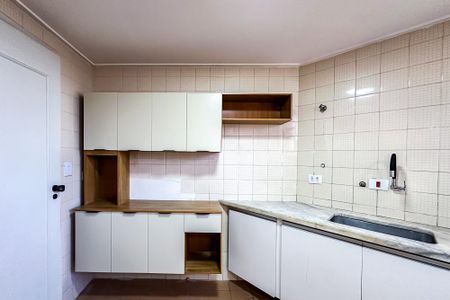 Apartamento para alugar com 68m², 2 quartos e 1 vagaCozinha