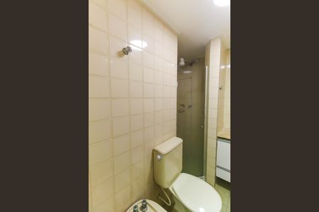 Apartamento à venda com 68m², 2 quartos e 1 vaga Apartamento à venda com 68m², 2 quartos e 1 vagaBanheiro
