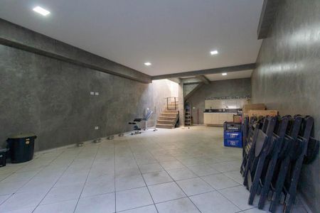 Casa à venda com 138m², 3 quartos e 4 vagas Casa à venda com 138m², 3 quartos e 4 vagasGaragem