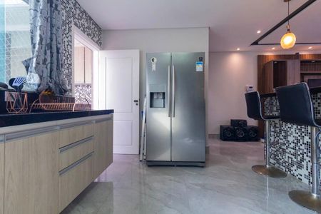 Casa à venda com 138m², 3 quartos e 4 vagas Casa à venda com 138m², 3 quartos e 4 vagasCozinha