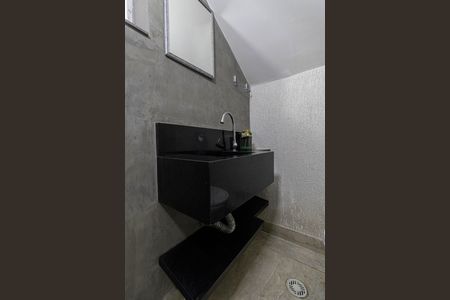 Casa à venda com 138m², 3 quartos e 4 vagasLavabo Externo 