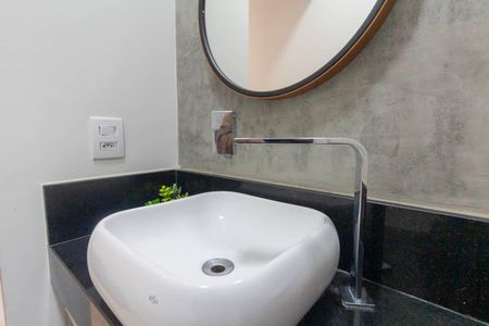 Casa à venda com 138m², 3 quartos e 4 vagas Casa à venda com 138m², 3 quartos e 4 vagasLavabo 1