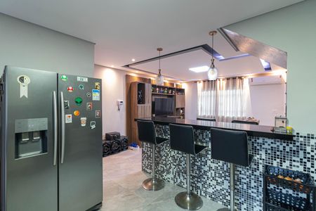 Casa à venda com 138m², 3 quartos e 4 vagasSala e Cozinha