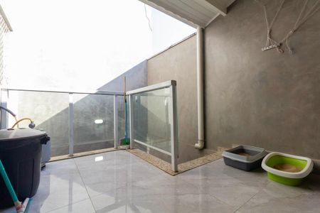 Casa à venda com 138m², 3 quartos e 4 vagas Casa à venda com 138m², 3 quartos e 4 vagasÁrea de Serviço