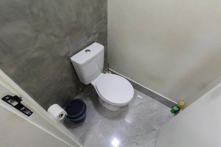 Casa à venda com 138m², 3 quartos e 4 vagas Casa à venda com 138m², 3 quartos e 4 vagasLavabo 1